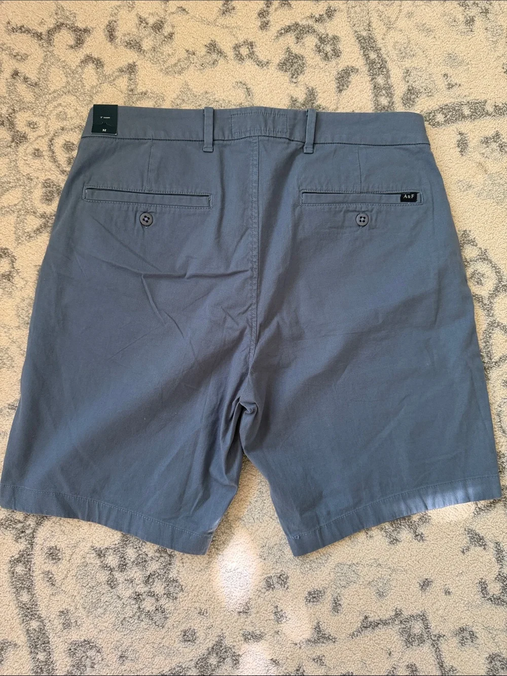 Abercrombie & Fitch slim flat
